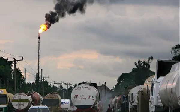 Govt. billed to stop dirty fuel imports by 2021, expands oil, gas intervention fund to N135.8b