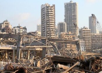 Lebanon in mourning after massive explosion in Beirut