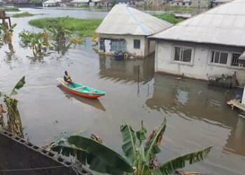 News Headlines: Mother sacked by flood, trapped after delivering triplets in Delta, OPS counts losses, asks govts, banks to support victims, FG grappling with weak economy, says Minister …