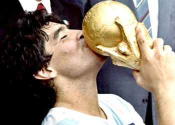 Football Legend Diego Maradona dies