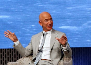 Jeff Bezos to step down as CEO and become Executive Chairman, opening a new  age for Amazon