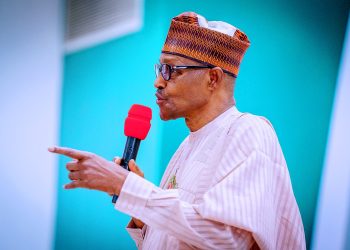 Buhari directs immigration service to tighten security around borders
