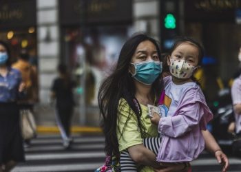 China allows three children in major policy shift