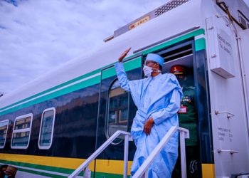Transportation: FG to prioritize railway as backbone for economic growth –Buhari