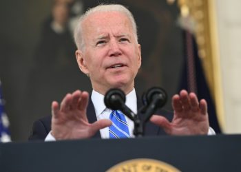 Afghanistan crisis: Biden says no American will be left behind