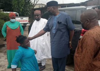 Passage of Captain Niyi Adeyemo: Niwa boss visits family in Lagos, says the Iroko has fallen.