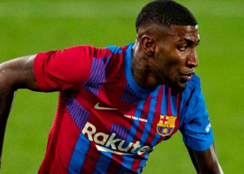 Tottenham have completed the signing of right-back Emerson Royal from Barcelona.