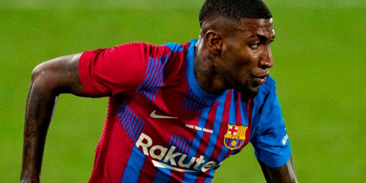 Tottenham have completed the signing of right-back Emerson Royal from Barcelona.