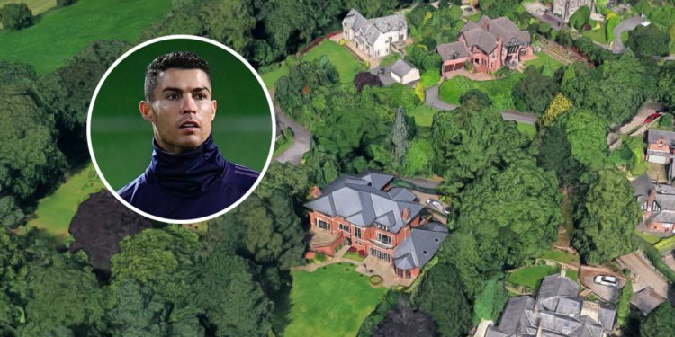 Cristiano Ronaldo Selling Former Manchester Mansion for £3.25M