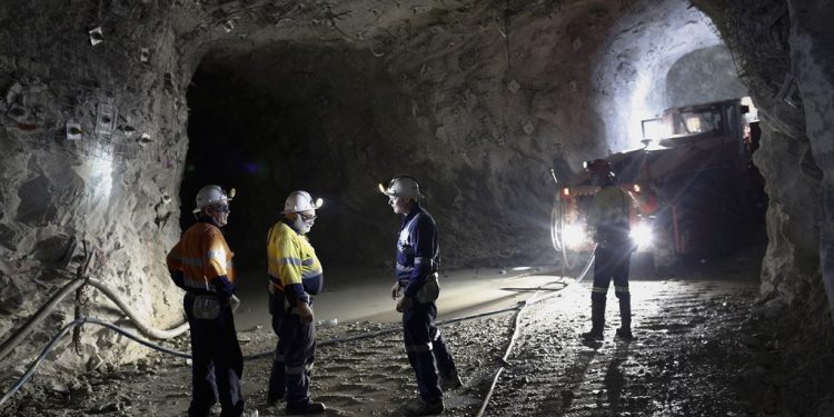DRC Urged to Renegotiate its $6bn Infrastructure-for-minerals Deal with Chinese Investors