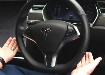 Tesla adds chill and assertive self-driving modes