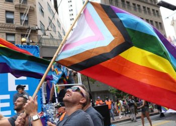 Amazon restricts LGBT goods in United Arab Emirates
