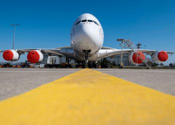 Lufthansa is bringing back the A380 superjumbo