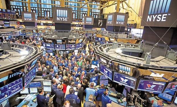 Americans lost half a trillion dollars in wealth in early 2022