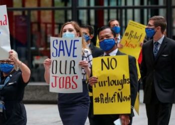 US Jobless Claims Edge Lower, Labor Market Remains Under Pressure Amid Fed’s Tightening Measures