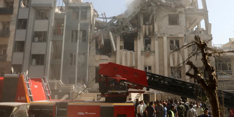 Markets Tumble as Israel Strikes Iran Nuclear Sites; Oil Soars, Haven Assets Surge