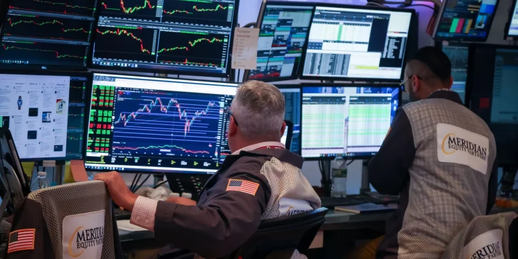 Global Markets Rally on US-EU Trade Deal, S&P 500 Futures Climb