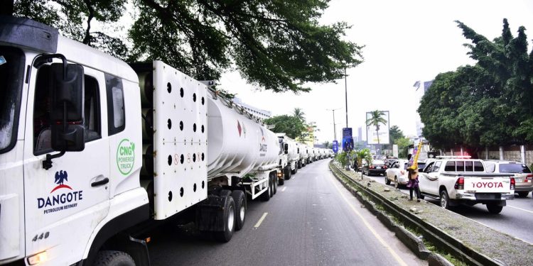 Dangote Refinery’s CNG Truck Fuel Distribution Delayed Over Logistics in China