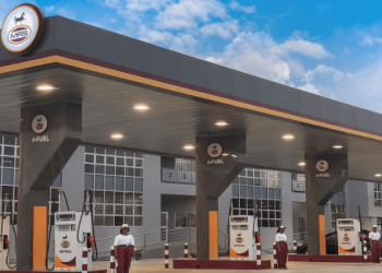 Dangote Refinery Urges Nigerians to Report MRS Stations Selling Petrol Above ₦739