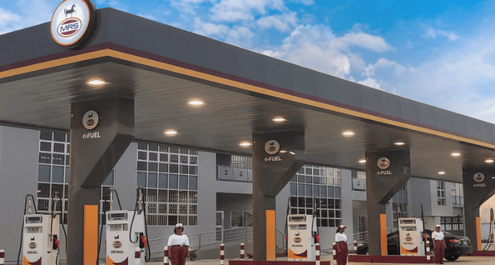 Dangote Refinery Urges Nigerians to Report MRS Stations Selling Petrol Above ₦739