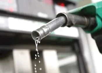 Petrol Price War Deepens as Some Filling Stations Undercut Dangote’s N739 Benchmark