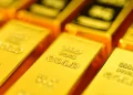 Trump Tariff Threats Spark Market Selloff, Gold Hits Record High