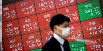 Asian Stocks Soar to Records as Global Rally Boosts Risk Assets