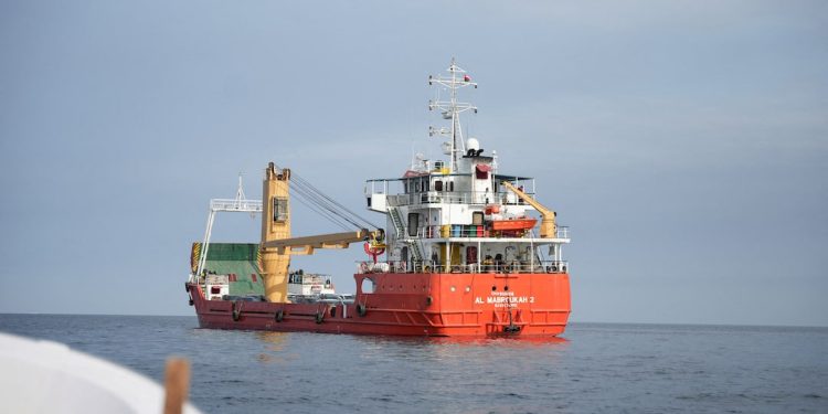 Oil Tops $100 as Iran Tensions Flare and Markets React to Collapsed US–Iran Talks