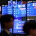 Asian Stocks Head for Weekly Losses as Bond Yields and Oil Prices Rise