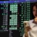 Asian Stocks Rise as Tech Rally, Lower Oil Prices Lift Global Market Sentiment